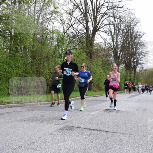 12.04.2026 - 45. Internationalen Wilhelmsburger Insellauf Yannick Fuchs http://msf.ph/oto/9495444 12.04.2026 13:05:53 Laufen 5488, 3265, 3828, 3927 meine-sportfotos.de