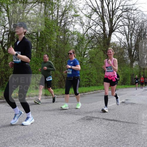 12.04.2026 - 45. Internationalen Wilhelmsburger Insellauf Yannick Fuchs http://msf.ph/oto/9495455 12.04.2026 13:05:54 Laufen 2265, 3263, 5488, 3927, 3828 meine-sportfotos.de
