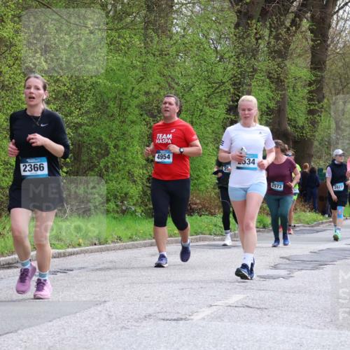 12.04.2026 - 45. Internationalen Wilhelmsburger Insellauf Yannick Fuchs http://msf.ph/oto/9495479 12.04.2026 13:05:57 Laufen 2366, 4954, 534, 2130, 2573, 2027, 2013, 500 meine-sportfotos.de