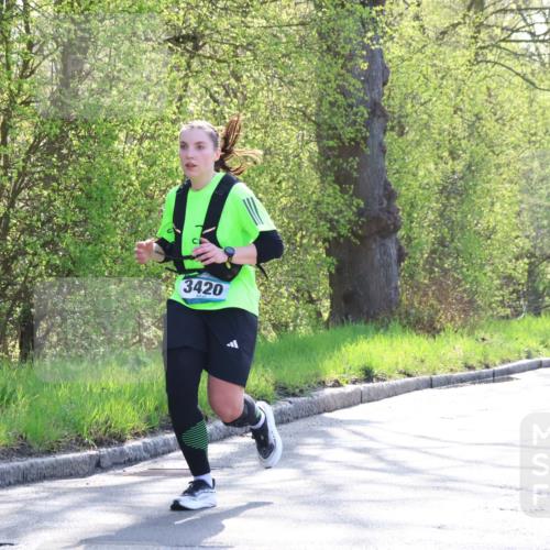 12.04.2026 - 45. Internationalen Wilhelmsburger Insellauf Yannick Fuchs http://msf.ph/oto/9495480 12.04.2026 10:50:57 Laufen 3420 meine-sportfotos.de
