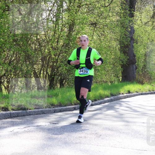 12.04.2026 - 45. Internationalen Wilhelmsburger Insellauf Yannick Fuchs http://msf.ph/oto/9495484 12.04.2026 10:50:57 Laufen 3420 meine-sportfotos.de