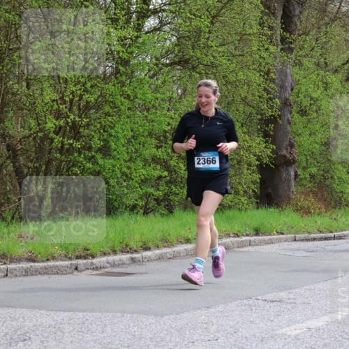 12.04.2026 - 45. Internationalen Wilhelmsburger Insellauf Yannick Fuchs http://msf.ph/oto/9495502 12.04.2026 13:05:59 Laufen 2534, 2366, 495 meine-sportfotos.de