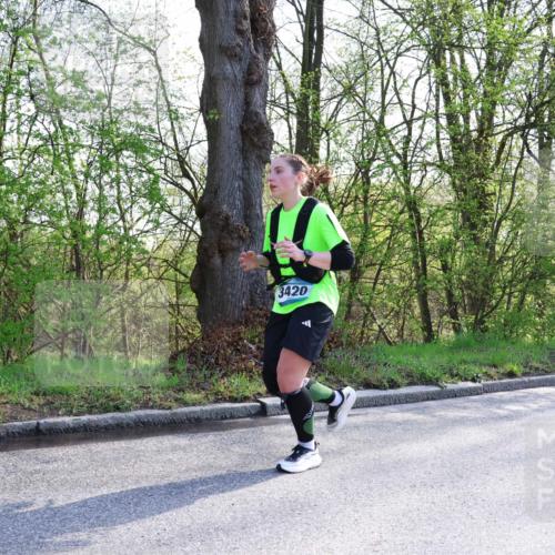 12.04.2026 - 45. Internationalen Wilhelmsburger Insellauf Yannick Fuchs http://msf.ph/oto/9495510 12.04.2026 10:50:59 Laufen 3420 meine-sportfotos.de