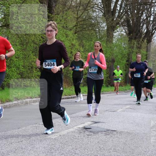 12.04.2026 - 45. Internationalen Wilhelmsburger Insellauf Yannick Fuchs http://msf.ph/oto/9495537 12.04.2026 13:06:03 Laufen 4954, 5404, 572, 2130, 3857, 013, 500 meine-sportfotos.de