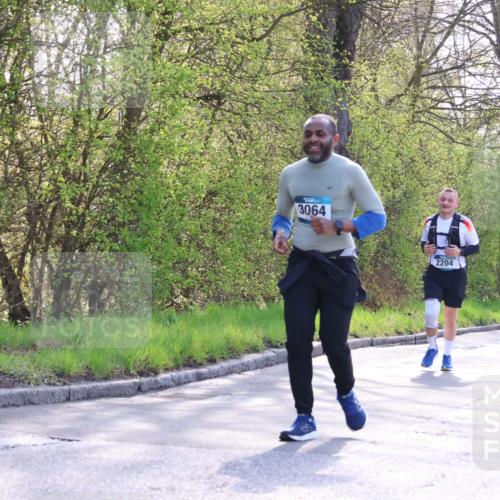 12.04.2026 - 45. Internationalen Wilhelmsburger Insellauf Yannick Fuchs http://msf.ph/oto/9495552 12.04.2026 10:51:04 Laufen 3064, 2204, 5570 meine-sportfotos.de