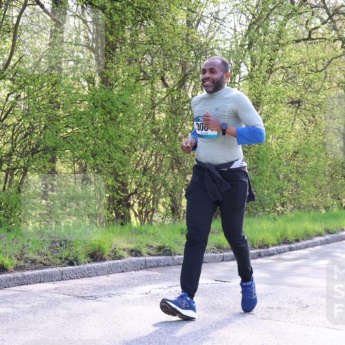 12.04.2026 - 45. Internationalen Wilhelmsburger Insellauf Yannick Fuchs http://msf.ph/oto/9495563 12.04.2026 10:51:05 Laufen 300, 2204 meine-sportfotos.de