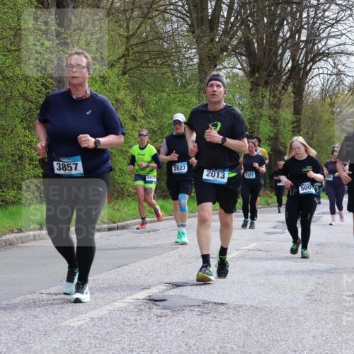 12.04.2026 - 45. Internationalen Wilhelmsburger Insellauf Yannick Fuchs http://msf.ph/oto/9495568 12.04.2026 13:06:06 Laufen 3857, 2027, 523, 2013, 5327, 500 meine-sportfotos.de