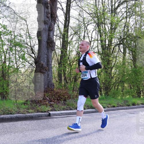 12.04.2026 - 45. Internationalen Wilhelmsburger Insellauf Yannick Fuchs http://msf.ph/oto/9495605 12.04.2026 10:51:09 Laufen 2204, 5570 meine-sportfotos.de