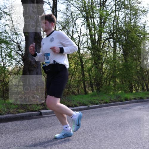 12.04.2026 - 45. Internationalen Wilhelmsburger Insellauf Yannick Fuchs http://msf.ph/oto/9495623 12.04.2026 10:51:10 Laufen 70 meine-sportfotos.de