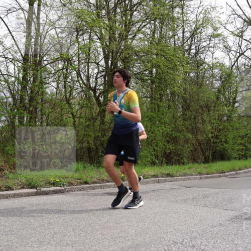 12.04.2026 - 45. Internationalen Wilhelmsburger Insellauf Yannick Fuchs http://msf.ph/oto/9495634 12.04.2026 13:06:16 Laufen 4718 meine-sportfotos.de