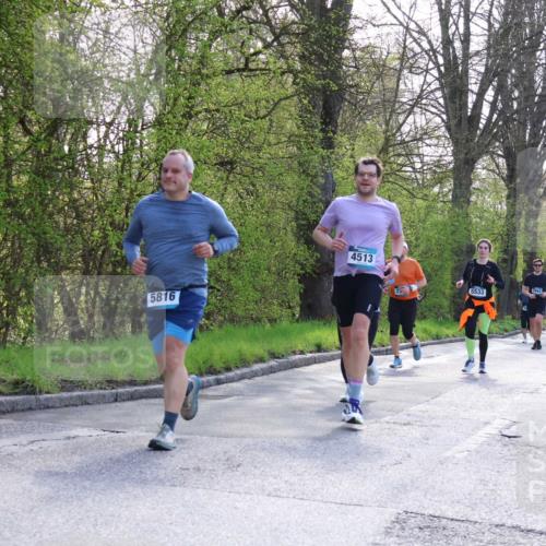 12.04.2026 - 45. Internationalen Wilhelmsburger Insellauf Yannick Fuchs http://msf.ph/oto/9495635 12.04.2026 10:51:12 Laufen 5816, 4513, 2664, 5533, 4486, 2016 meine-sportfotos.de