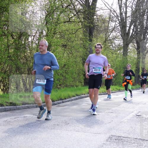12.04.2026 - 45. Internationalen Wilhelmsburger Insellauf Yannick Fuchs http://msf.ph/oto/9495637 12.04.2026 10:51:12 Laufen 5816, 4513, 2664, 2530, 5533 meine-sportfotos.de