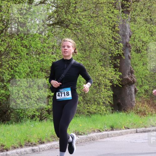 12.04.2026 - 45. Internationalen Wilhelmsburger Insellauf Yannick Fuchs http://msf.ph/oto/9495638 12.04.2026 13:06:17 Laufen 4718, 3655 meine-sportfotos.de