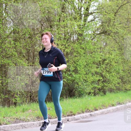 12.04.2026 - 45. Internationalen Wilhelmsburger Insellauf Yannick Fuchs http://msf.ph/oto/9495692 12.04.2026 13:06:25 Laufen 2799 meine-sportfotos.de