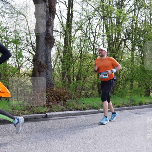 12.04.2026 - 45. Internationalen Wilhelmsburger Insellauf Yannick Fuchs http://msf.ph/oto/9495697 12.04.2026 10:51:18 Laufen 33, 1012, 2530 meine-sportfotos.de