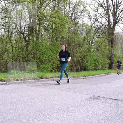 12.04.2026 - 45. Internationalen Wilhelmsburger Insellauf Yannick Fuchs http://msf.ph/oto/9495698 12.04.2026 13:06:25 Laufen 2799, 4703 meine-sportfotos.de