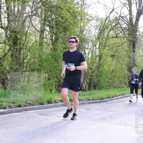 12.04.2026 - 45. Internationalen Wilhelmsburger Insellauf Yannick Fuchs http://msf.ph/oto/9495714 12.04.2026 10:51:20 Laufen 26, 484, 2016 meine-sportfotos.de