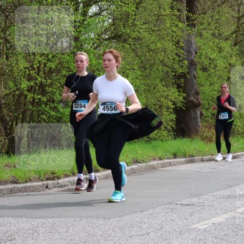 12.04.2026 - 45. Internationalen Wilhelmsburger Insellauf Yannick Fuchs http://msf.ph/oto/9495780 12.04.2026 13:06:35 Laufen 3284, 4556, 2363 meine-sportfotos.de