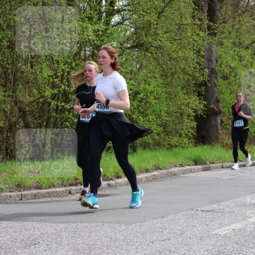 12.04.2026 - 45. Internationalen Wilhelmsburger Insellauf Yannick Fuchs http://msf.ph/oto/9495783 12.04.2026 13:06:35 Laufen 284, 4556, 2363 meine-sportfotos.de