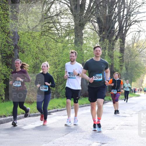 12.04.2026 - 45. Internationalen Wilhelmsburger Insellauf Yannick Fuchs http://msf.ph/oto/9495797 12.04.2026 10:51:29 Laufen 3716, 4246, 2211, 3700, 3615 meine-sportfotos.de