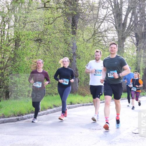 12.04.2026 - 45. Internationalen Wilhelmsburger Insellauf Yannick Fuchs http://msf.ph/oto/9495806 12.04.2026 10:51:31 Laufen 246, 3716, 2211, 370, 3615 meine-sportfotos.de