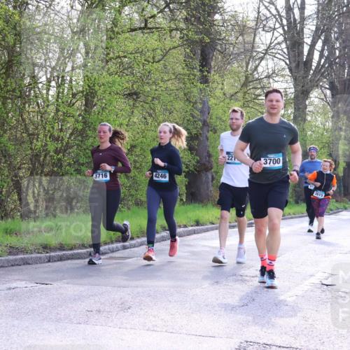 12.04.2026 - 45. Internationalen Wilhelmsburger Insellauf Yannick Fuchs http://msf.ph/oto/9495811 12.04.2026 10:51:31 Laufen 4246, 3716, 221, 3700, 3615 meine-sportfotos.de