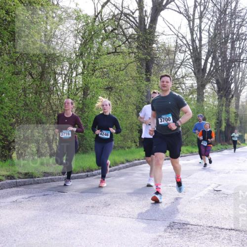 12.04.2026 - 45. Internationalen Wilhelmsburger Insellauf Yannick Fuchs http://msf.ph/oto/9495817 12.04.2026 10:51:31 Laufen 3716, 4246, 3700 meine-sportfotos.de