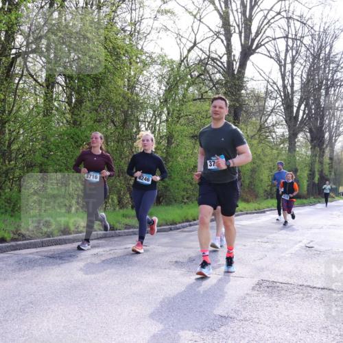 12.04.2026 - 45. Internationalen Wilhelmsburger Insellauf Yannick Fuchs http://msf.ph/oto/9495826 12.04.2026 10:51:32 Laufen 4246, 3716, 37, 3615 meine-sportfotos.de