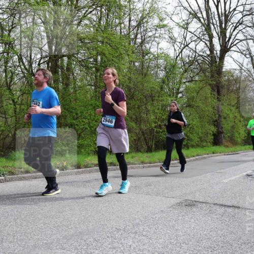 12.04.2026 - 45. Internationalen Wilhelmsburger Insellauf Yannick Fuchs http://msf.ph/oto/9495848 12.04.2026 13:06:44 Laufen 2482, 2946, 4510 meine-sportfotos.de