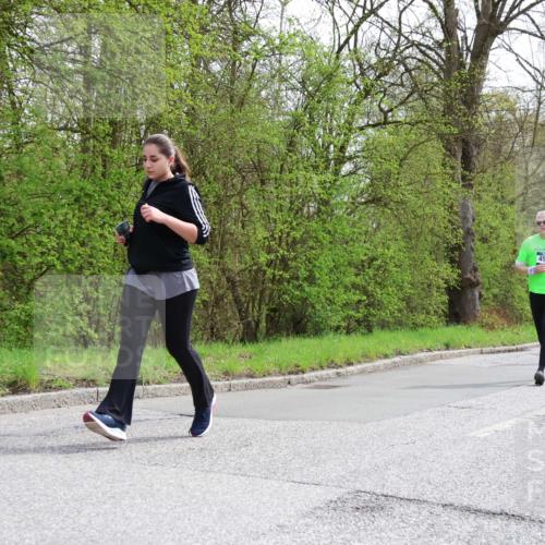 12.04.2026 - 45. Internationalen Wilhelmsburger Insellauf Yannick Fuchs http://msf.ph/oto/9495853 12.04.2026 13:06:45 Laufen 4518, 3071 meine-sportfotos.de