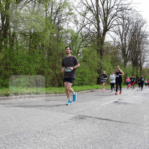 12.04.2026 - 45. Internationalen Wilhelmsburger Insellauf Yannick Fuchs http://msf.ph/oto/9495892 12.04.2026 13:06:48 Laufen 3071 meine-sportfotos.de