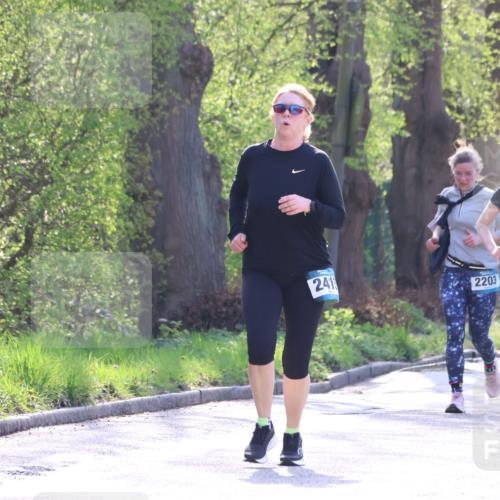 12.04.2026 - 45. Internationalen Wilhelmsburger Insellauf Yannick Fuchs http://msf.ph/oto/9495943 12.04.2026 10:51:51 Laufen 241, 2203, 2221 meine-sportfotos.de