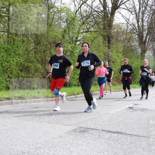 12.04.2026 - 45. Internationalen Wilhelmsburger Insellauf Yannick Fuchs http://msf.ph/oto/9495950 12.04.2026 13:06:54 Laufen 4998, 2175, 3676, 3822, 3821 meine-sportfotos.de