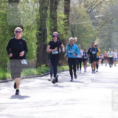 12.04.2026 - 45. Internationalen Wilhelmsburger Insellauf Yannick Fuchs http://msf.ph/oto/9495951 12.04.2026 10:51:53 Laufen 24, 2221, 2225, 2267, 2864, 2749 meine-sportfotos.de