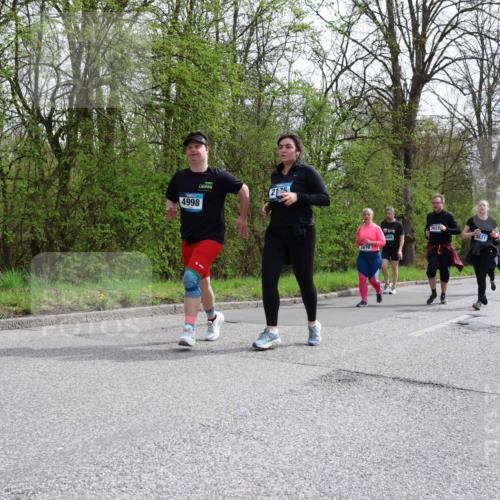 12.04.2026 - 45. Internationalen Wilhelmsburger Insellauf Yannick Fuchs http://msf.ph/oto/9495955 12.04.2026 13:06:55 Laufen 4998, 2175, 3676, 3822, 3821 meine-sportfotos.de