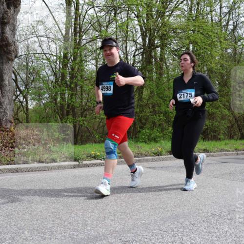 12.04.2026 - 45. Internationalen Wilhelmsburger Insellauf Yannick Fuchs http://msf.ph/oto/9495963 12.04.2026 13:06:56 Laufen 4998, 2175, 3676, 5484 meine-sportfotos.de