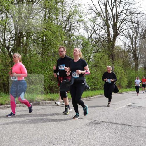 12.04.2026 - 45. Internationalen Wilhelmsburger Insellauf Yannick Fuchs http://msf.ph/oto/9495967 12.04.2026 13:06:58 Laufen 54, 3676, 3822, 382, 2224, 41 meine-sportfotos.de