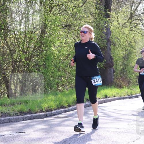 12.04.2026 - 45. Internationalen Wilhelmsburger Insellauf Yannick Fuchs http://msf.ph/oto/9495978 12.04.2026 10:51:56 Laufen 2415, 2221, 2203 meine-sportfotos.de