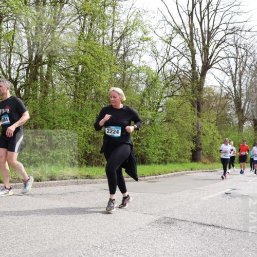 12.04.2026 - 45. Internationalen Wilhelmsburger Insellauf Yannick Fuchs http://msf.ph/oto/9495980 12.04.2026 13:06:59 Laufen 5484, 2224 meine-sportfotos.de