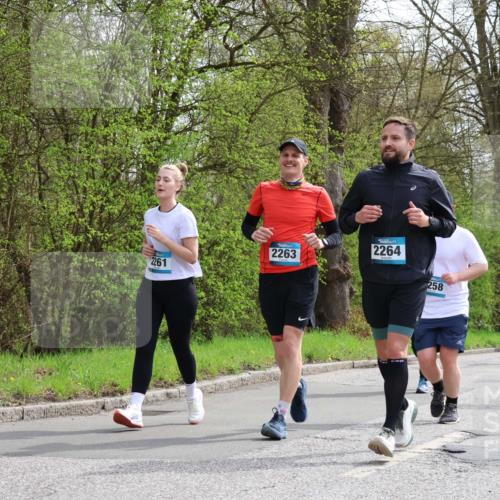 12.04.2026 - 45. Internationalen Wilhelmsburger Insellauf Yannick Fuchs http://msf.ph/oto/9495988 12.04.2026 13:07:02 Laufen 2263, 2261, 2264, 258, 4103 meine-sportfotos.de