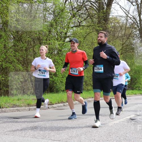 12.04.2026 - 45. Internationalen Wilhelmsburger Insellauf Yannick Fuchs http://msf.ph/oto/9495994 12.04.2026 13:07:03 Laufen 2261, 2263, 2264, 258, 4103, 3203 meine-sportfotos.de