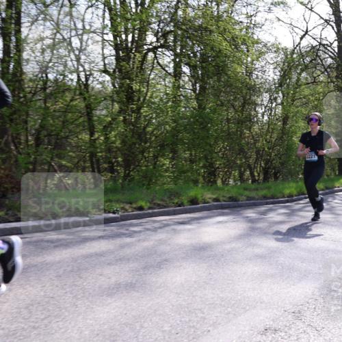12.04.2026 - 45. Internationalen Wilhelmsburger Insellauf Yannick Fuchs http://msf.ph/oto/9495998 12.04.2026 10:51:58 Laufen 2415, 2221, 2225 meine-sportfotos.de