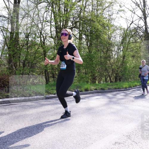 12.04.2026 - 45. Internationalen Wilhelmsburger Insellauf Yannick Fuchs http://msf.ph/oto/9496011 12.04.2026 10:52:00 Laufen 2203, 222 meine-sportfotos.de