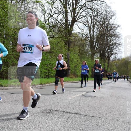 12.04.2026 - 45. Internationalen Wilhelmsburger Insellauf Yannick Fuchs http://msf.ph/oto/9496023 12.04.2026 13:07:06 Laufen 3766, 4103, 4803, 3203 meine-sportfotos.de