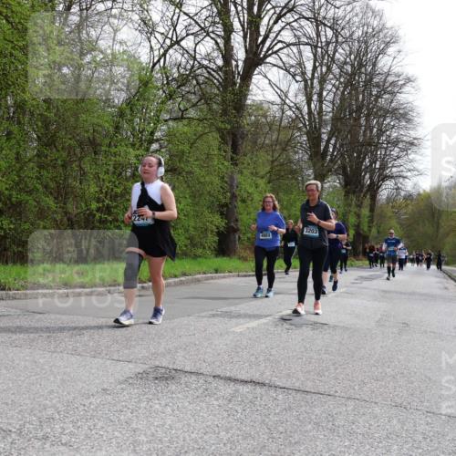 12.04.2026 - 45. Internationalen Wilhelmsburger Insellauf Yannick Fuchs http://msf.ph/oto/9496027 12.04.2026 13:07:07 Laufen 22, 4803, 3203 meine-sportfotos.de
