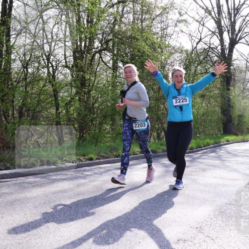 12.04.2026 - 45. Internationalen Wilhelmsburger Insellauf Yannick Fuchs http://msf.ph/oto/9496032 12.04.2026 10:52:02 Laufen 2203, 2225 meine-sportfotos.de