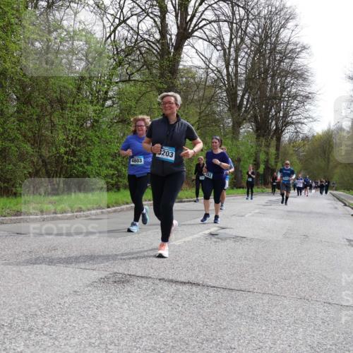 12.04.2026 - 45. Internationalen Wilhelmsburger Insellauf Yannick Fuchs http://msf.ph/oto/9496041 12.04.2026 13:07:08 Laufen 7, 4803, 3203, 42 meine-sportfotos.de