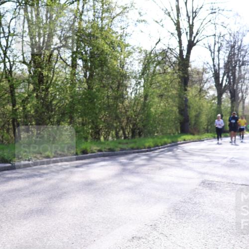 12.04.2026 - 45. Internationalen Wilhelmsburger Insellauf Yannick Fuchs http://msf.ph/oto/9496047 12.04.2026 10:52:03 Laufen  meine-sportfotos.de