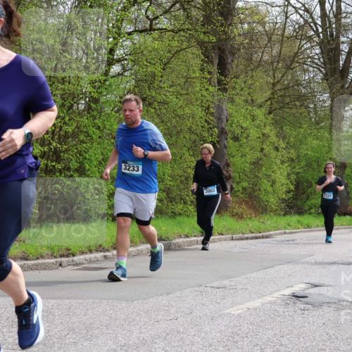 12.04.2026 - 45. Internationalen Wilhelmsburger Insellauf Yannick Fuchs http://msf.ph/oto/9496059 12.04.2026 13:07:10 Laufen 42, 3233, 2002, 2333, 50 meine-sportfotos.de