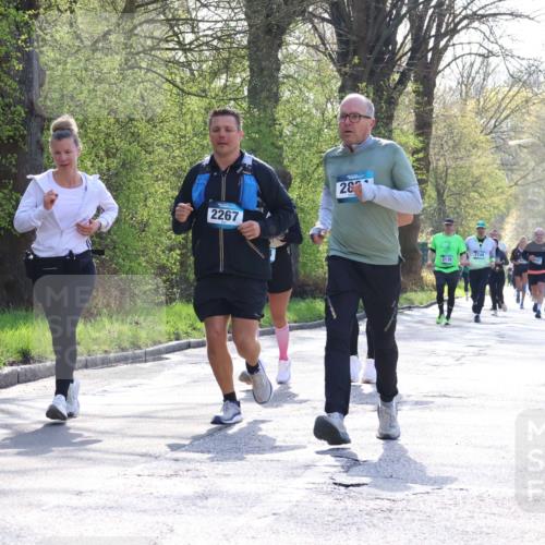 12.04.2026 - 45. Internationalen Wilhelmsburger Insellauf Yannick Fuchs http://msf.ph/oto/9496068 12.04.2026 10:52:05 Laufen 2267, 28, 3130, 2749, 7422, 141 meine-sportfotos.de